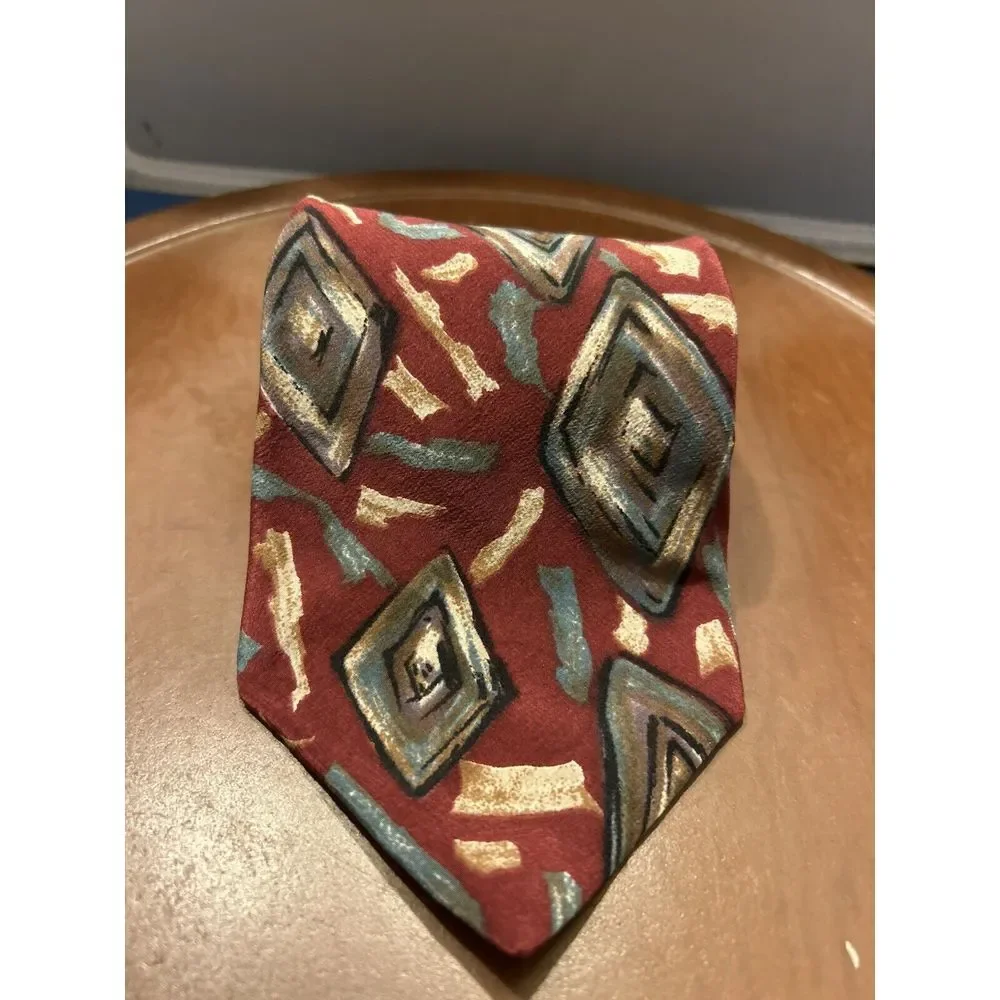 BUGATTI Neck Tie 100% Italian Silk Made USA Abstract‎